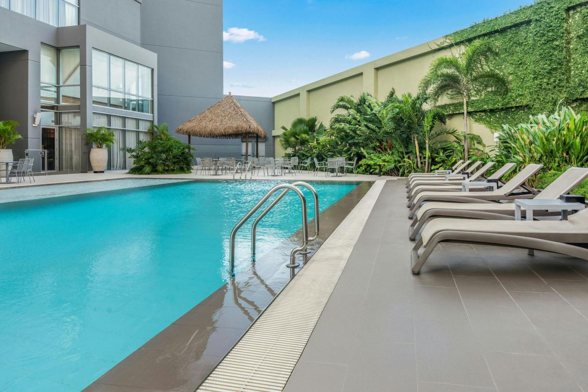 Barranquilla Marriott Hotel Bagian luar foto